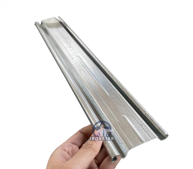 Fensterladentür Rolle, die Maschine 1 bildet