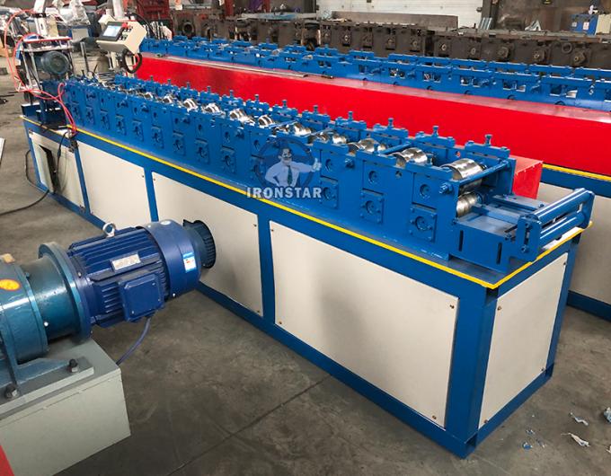 Fensterladentür Rolle, die Maschine 5 bildet