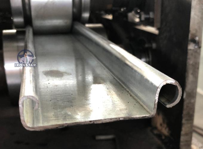 Fensterladentür Rolle, die Maschine 1 bildet