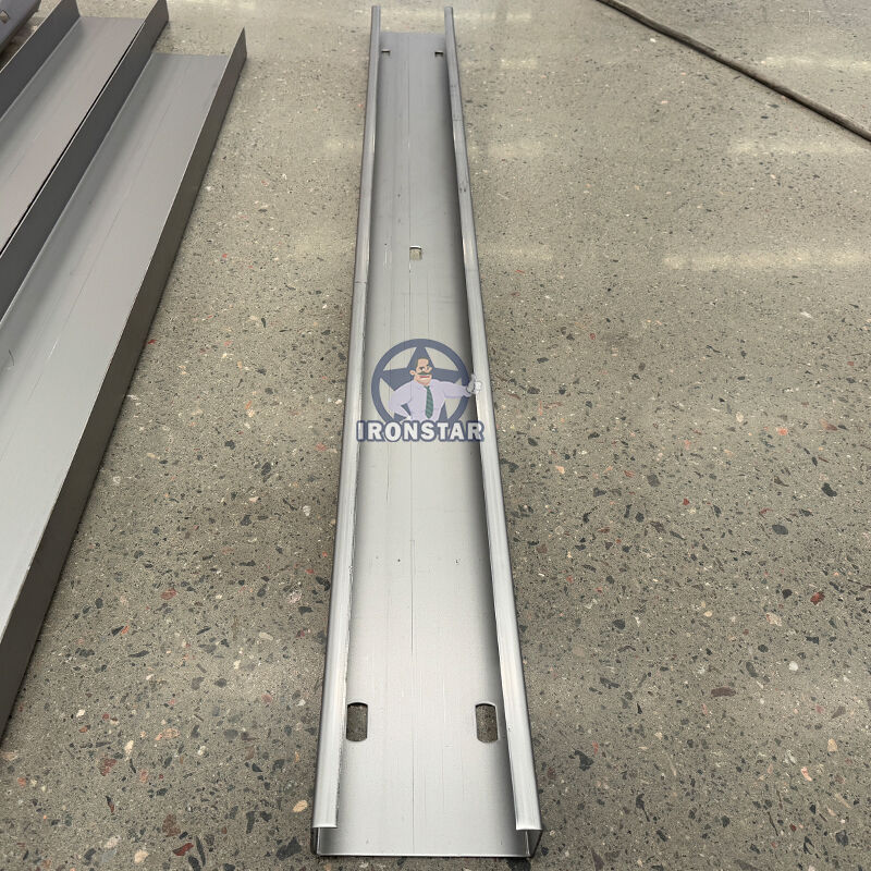 CZ Purlin Roll Forming Machine automatic size changeable 1 to 3 millimeter thickness galvanized steel sheet forming equipment